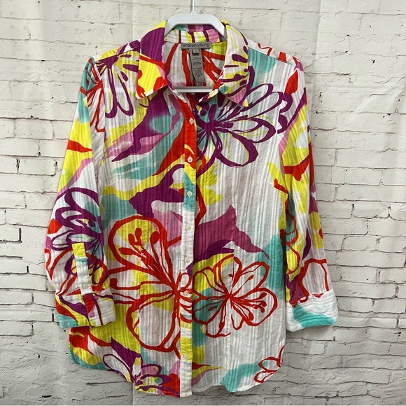 Sharon Young Tops - Sharon Young Top Womens Size Colorful Artsy Abstract Floral 3/4 Sleeve Button Up
